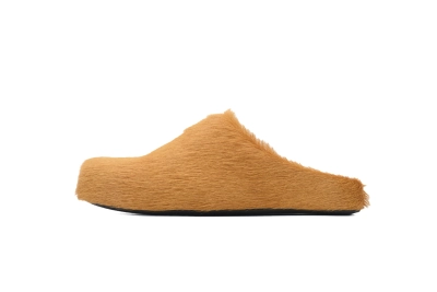 MARNI Long-Hair Calfskin Fussbett Sabot Yellowish Brown 01