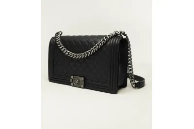 Rsnow CHANEL Handbag Calfskin & Ruthenium-Finish Metal Black 02