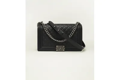 Rsnow CHANEL Handbag Calfskin & Ruthenium-Finish Metal Black 01