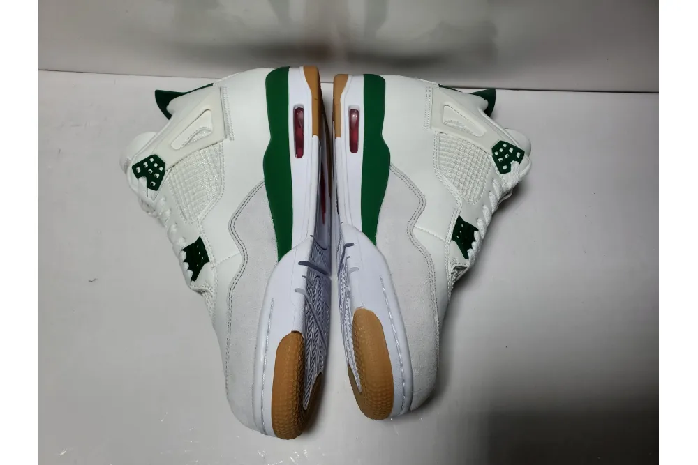 Air Jordan 4 Retro SB Pine Green Reps Sneaker DR5415-103
