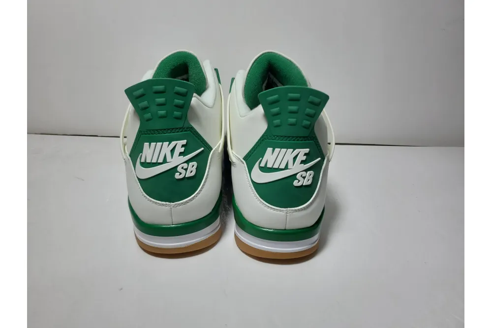Air Jordan 4 Retro SB Pine Green Reps Sneaker DR5415-103