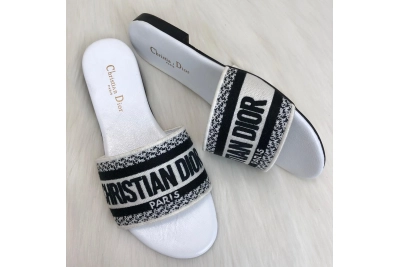 Dior Dway Slide White Embroidered Cotton 01