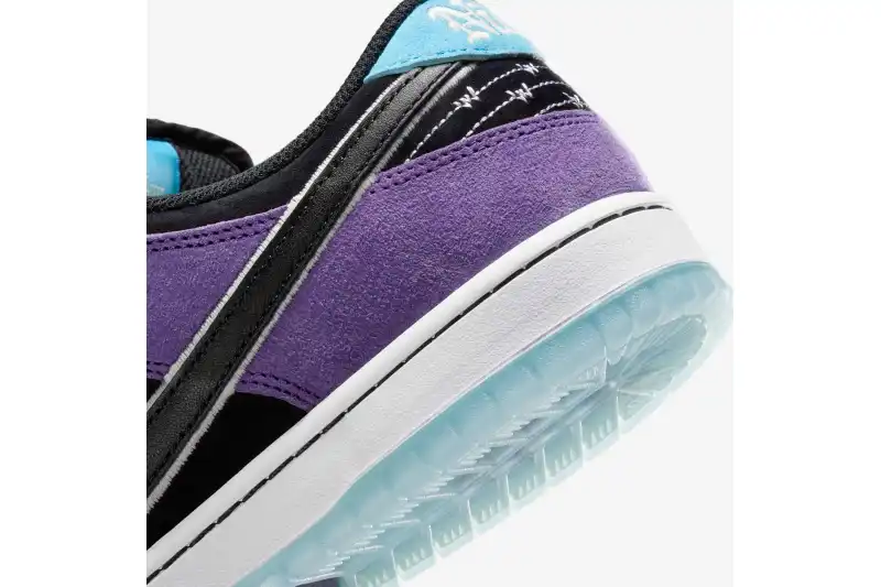 Nike SB Dunk Low Hayley Wilson Court Purple HJ0513-500