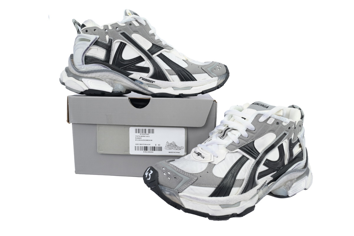 Balenciaga Runner Worn Out Grey White Black 772774 W3RNY 9012