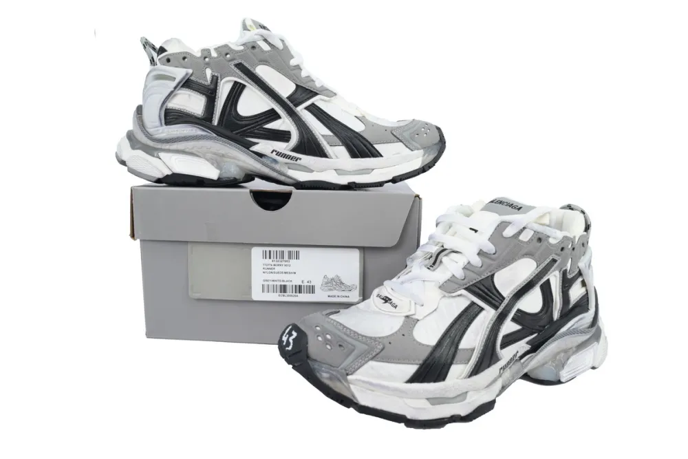 Balenciaga Runner Grey White Black 772774 W3RNY 9012