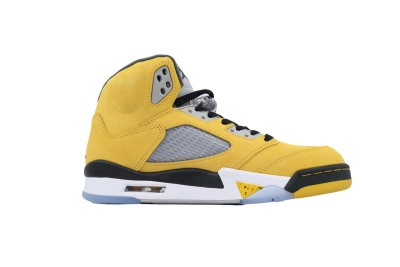 Air Jordan 5 Retro T23 Tokyo 2025 IO3372-700 02