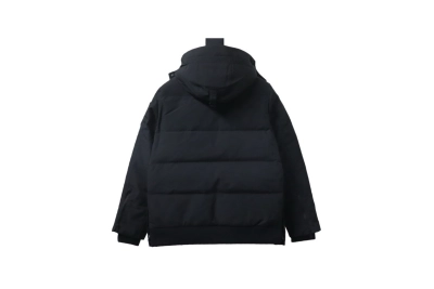 Moose Knuckles Multi-pocket Down Jacket Black 02