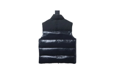 Moose Knuckles Victory Peak Vest Black 02