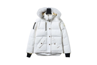 Moose Knuckles Original 3Q Parka Down Jacket White with Fur 01
