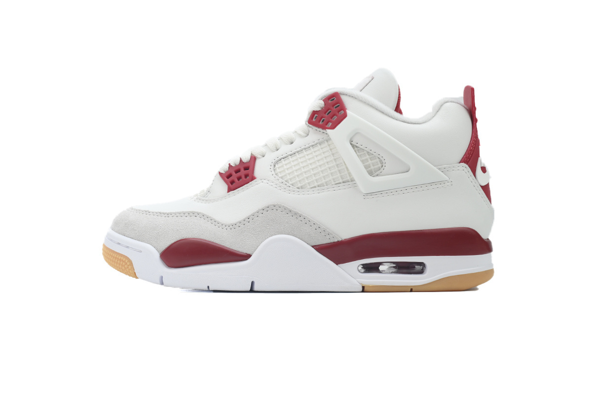 Nike SB x Air Jordan 4 Retro SP Varsity Red Friends & Family DR5415-106