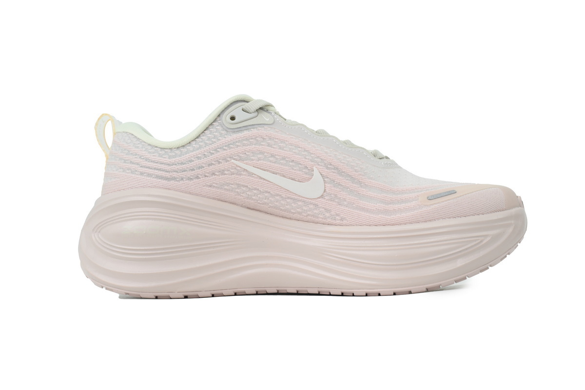 Nike Vomero Plus Silt Red Wmns HV8154-603