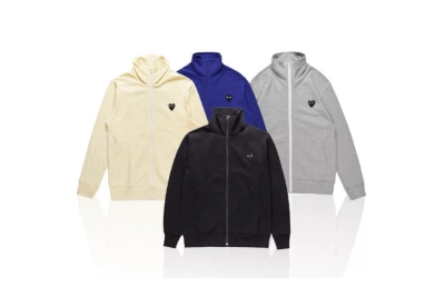 Comme des Garcons PLAY Zip Up Sweatshirt 01