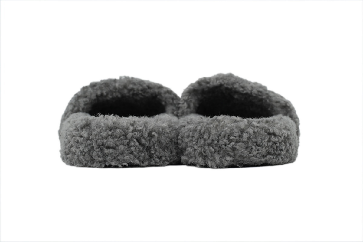 Balenciaga Coke Label Furry Slides Grey 654261 W2DO1 1596