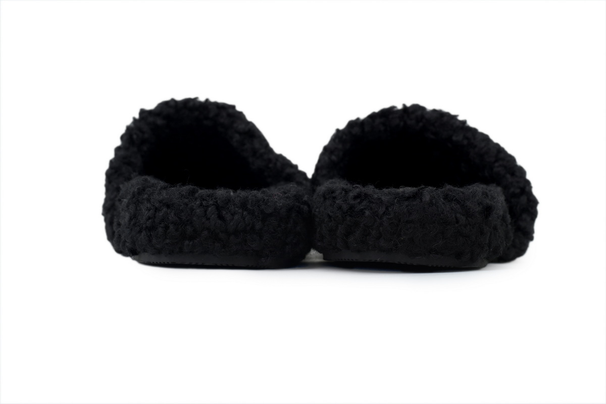 Balenciaga Coke Label Furry Slides Black 654747 W2DO1 1096