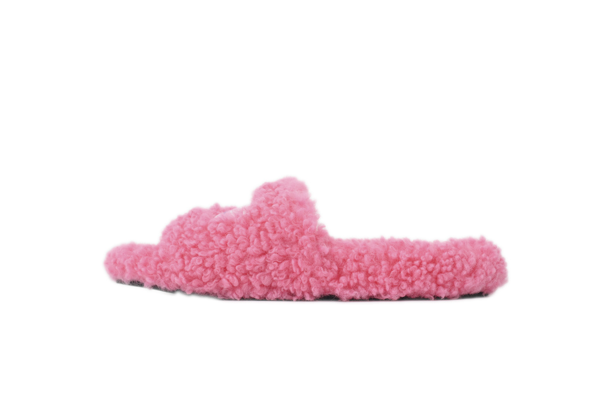 Balenciaga Coke Label Furry Slides Hot Pink 654261 WBDZ0 5096