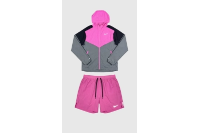 Nike Windrunner & 7” Challenger Short Set Playful Pink 01