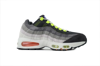 Nike Air Max 95 OG Big Bubble Greedy 2026 IU2636-300 02
