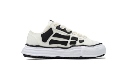Amiri x Maison Mihara Yasuhiro Low White C13FW701 WHT 02