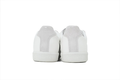 Maison Margiela Replica Off White Relica