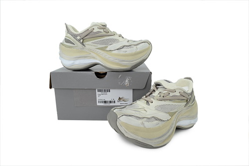 Balenciaga Eggshell Mix 872640 WMRTN 9191