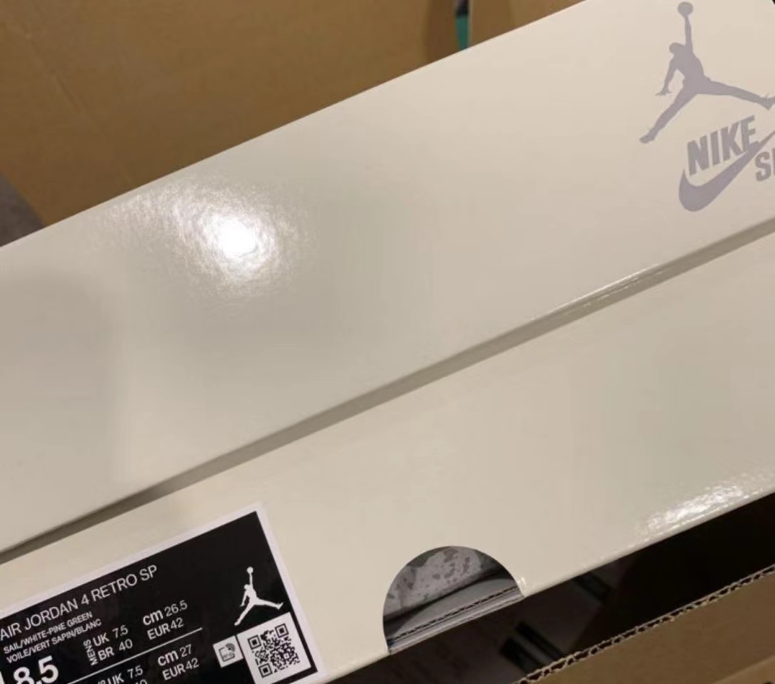 Air Jordan 4 Retro SB Pine Green Reps Sneaker DR5415-103 review Hernandez 00