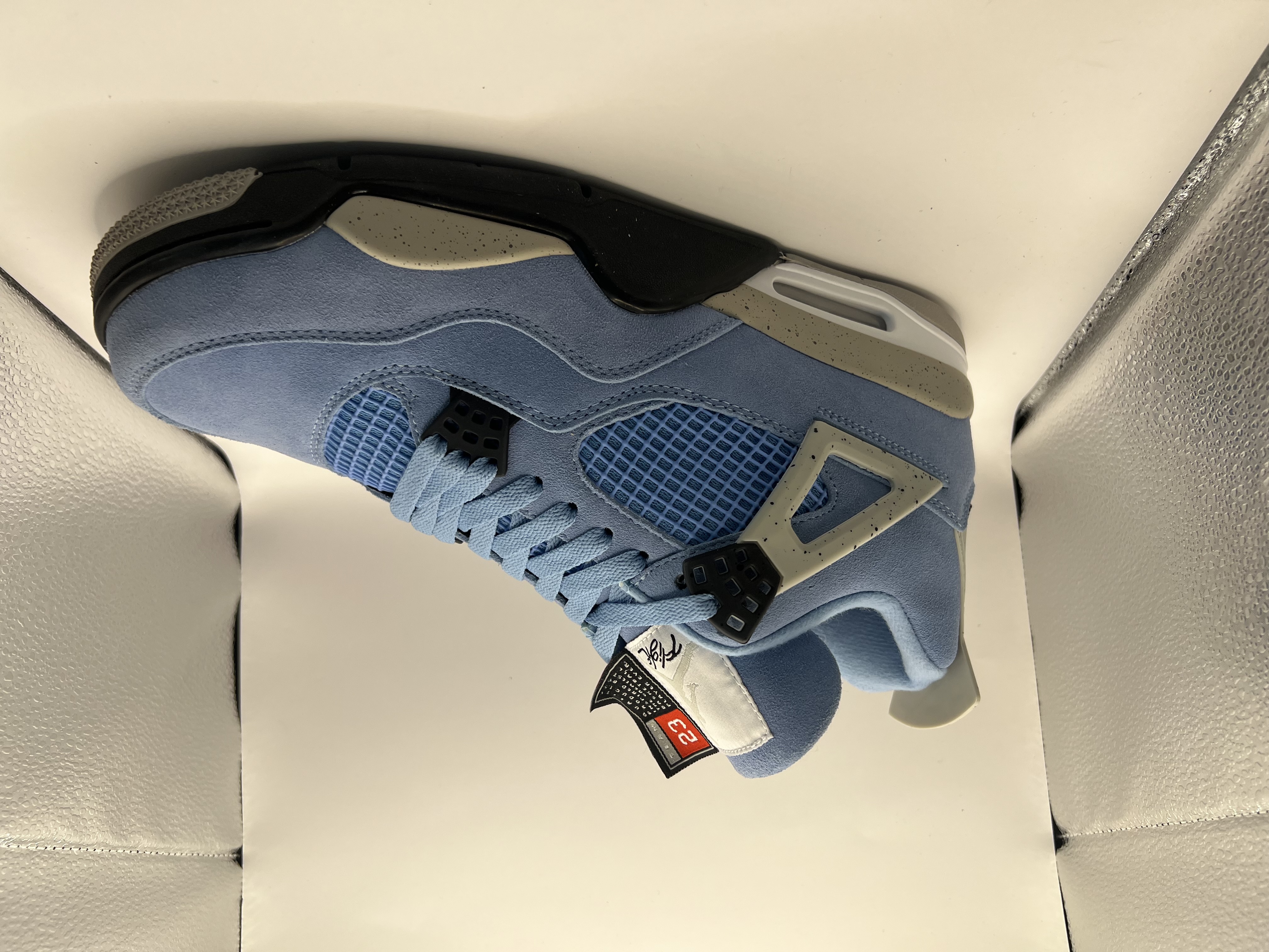 Air Jordan 4 Retro University Blue Reps Sneakers CT8527-400 review UAREVIEWS1