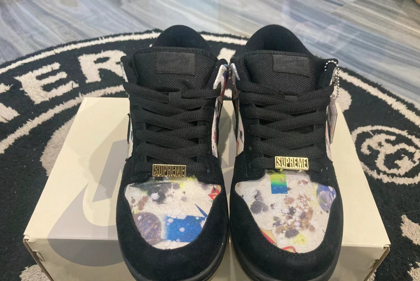 Nike SB Dunk Low Supreme Rammellzee Reps Sneaker FD8778-001 review 0