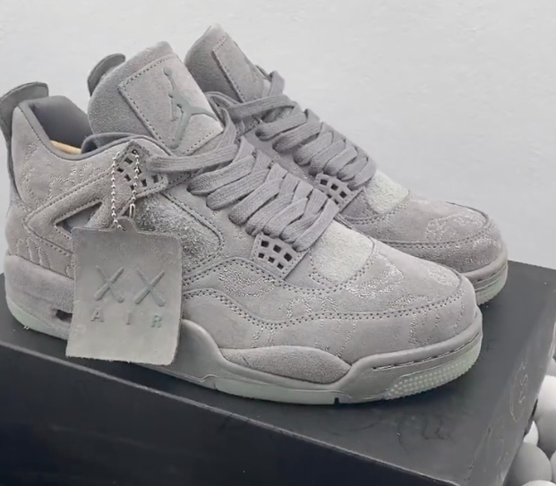 Kaws x Air Jordan 4 Retro Cool Grey Reps Sneakers 930155-003 review Kimberly
