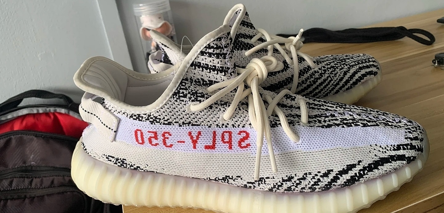 Yeezy Boost 350 v2 Zebra Reps Sneaker CP9654 review 0
