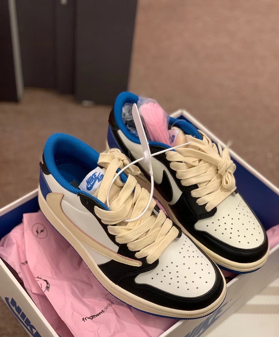 Travis Scott x Fragment Design x Air Jordan 1 Retro Low Rep Sneaker DM7866-140 review 0