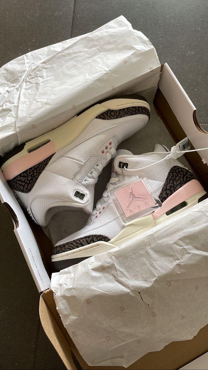 Air Jordan 3 Neapolitan Reps Sneaker CK9246-102 review Carlos G