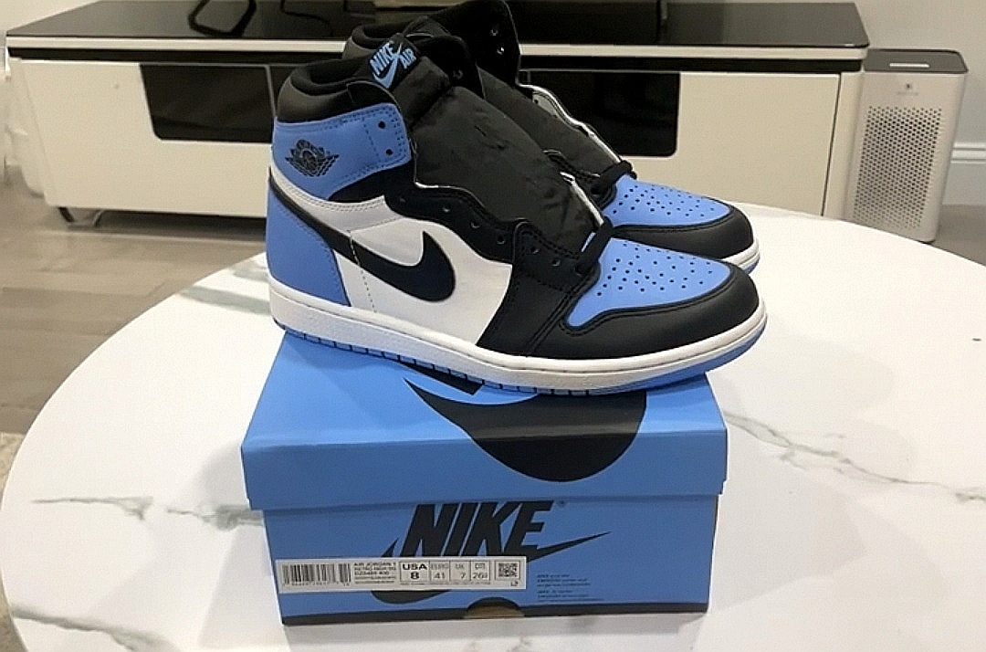 Jordan 1 UNC Toe Reps Sneaker DZ5485-400 review Liz Laughlin