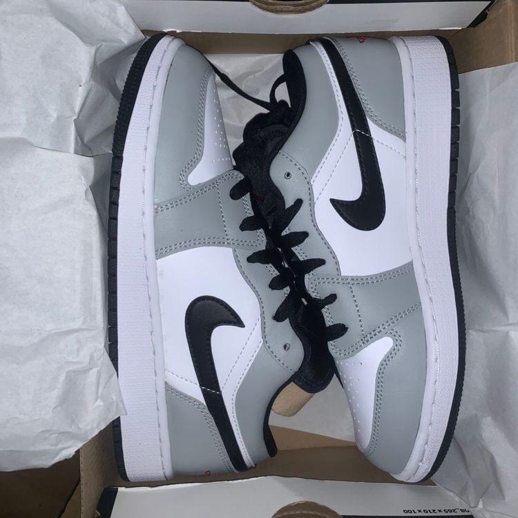 Air Jordan 1 Low Light Smoke Grey Reps Sneaker 553558-030 review 0