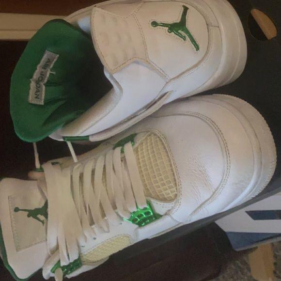 Air Jordan 4 Retro Metallic Green Reps Sneaker CT8527-113 review Jelene Calderon