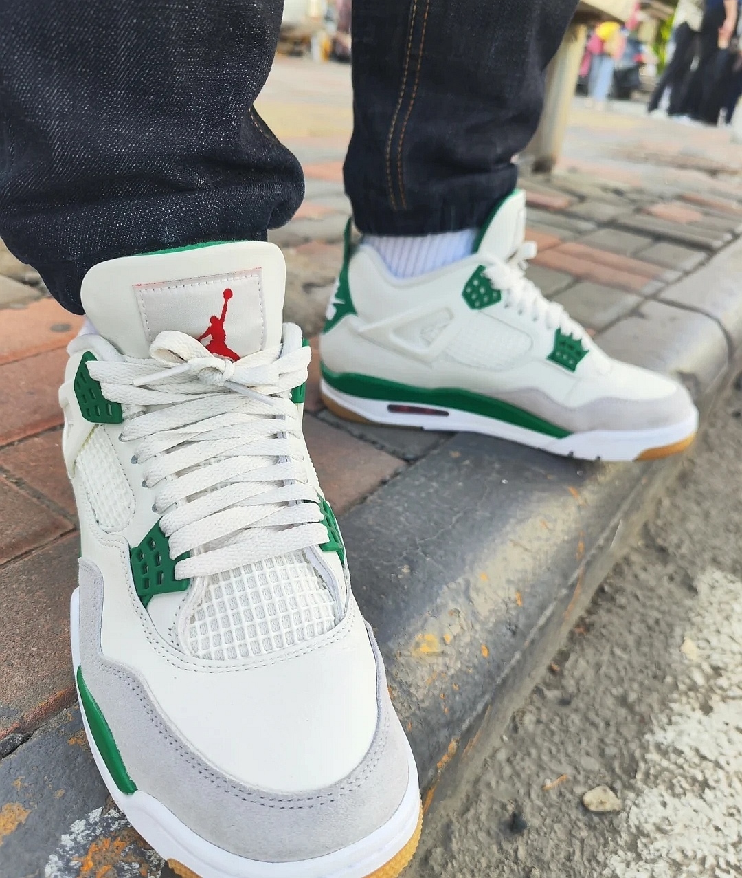 Air Jordan 4 Retro SB Pine Green RSNOW DR5415-103 review Soledad Gomzalez