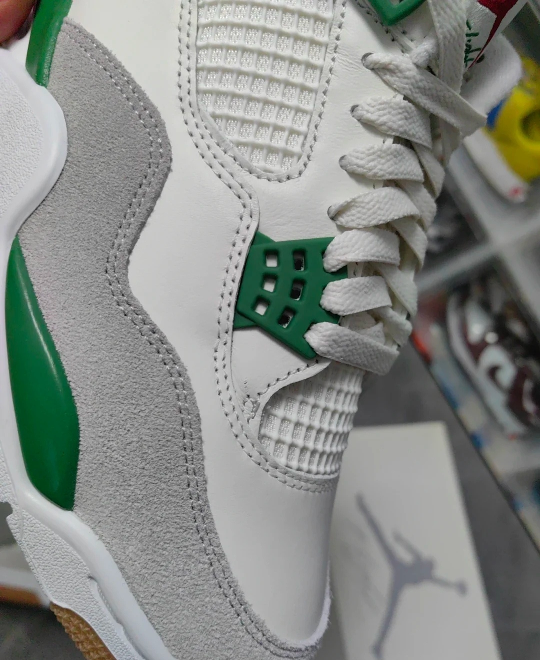 Air Jordan 4 Retro SB Pine Green RSNOW DR5415-103 review Nicole b
