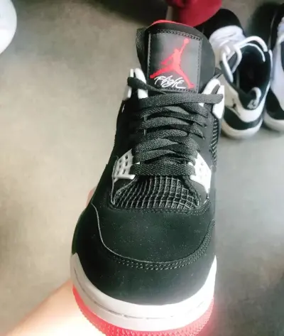 OFF White x Air Jordan 4 Bred Reps Sneakers CV9388-001 review Dylan  Kpalie 00