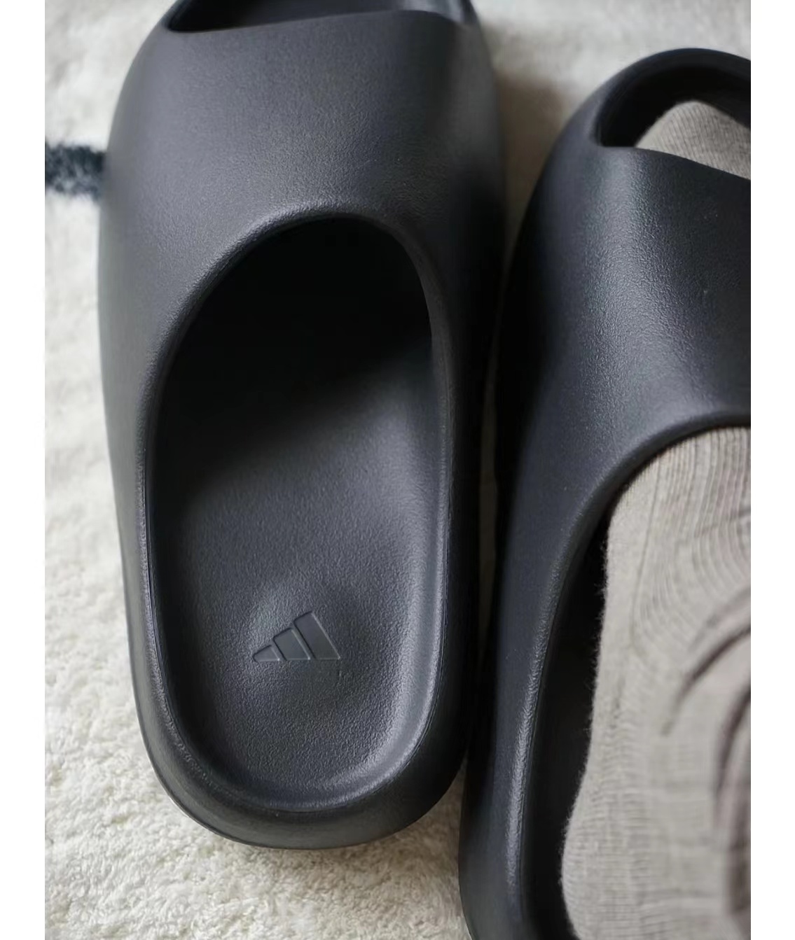 Adidas Yeezy Slide Black Reps Sneaker FX0495 review 0