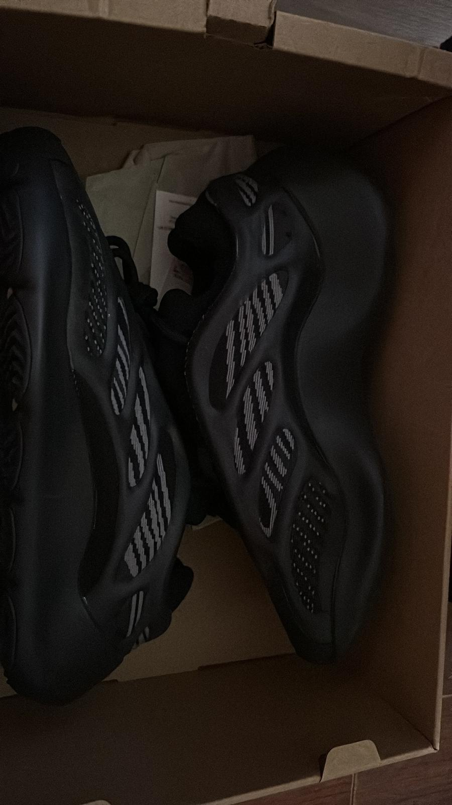 Adidas Yeezy Foam RNNR Mineral Blue Reps Sneaker GV7903  review 0