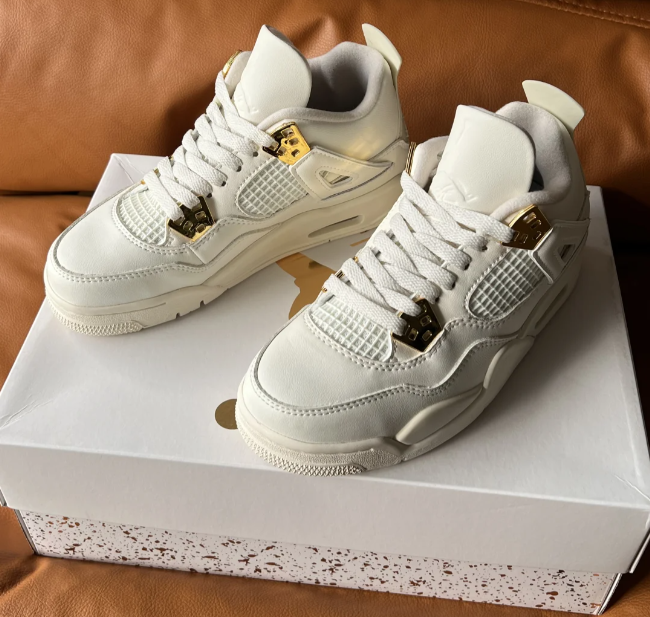 Jordan 4 Metallic Gold AQ9129-170 review Kartar