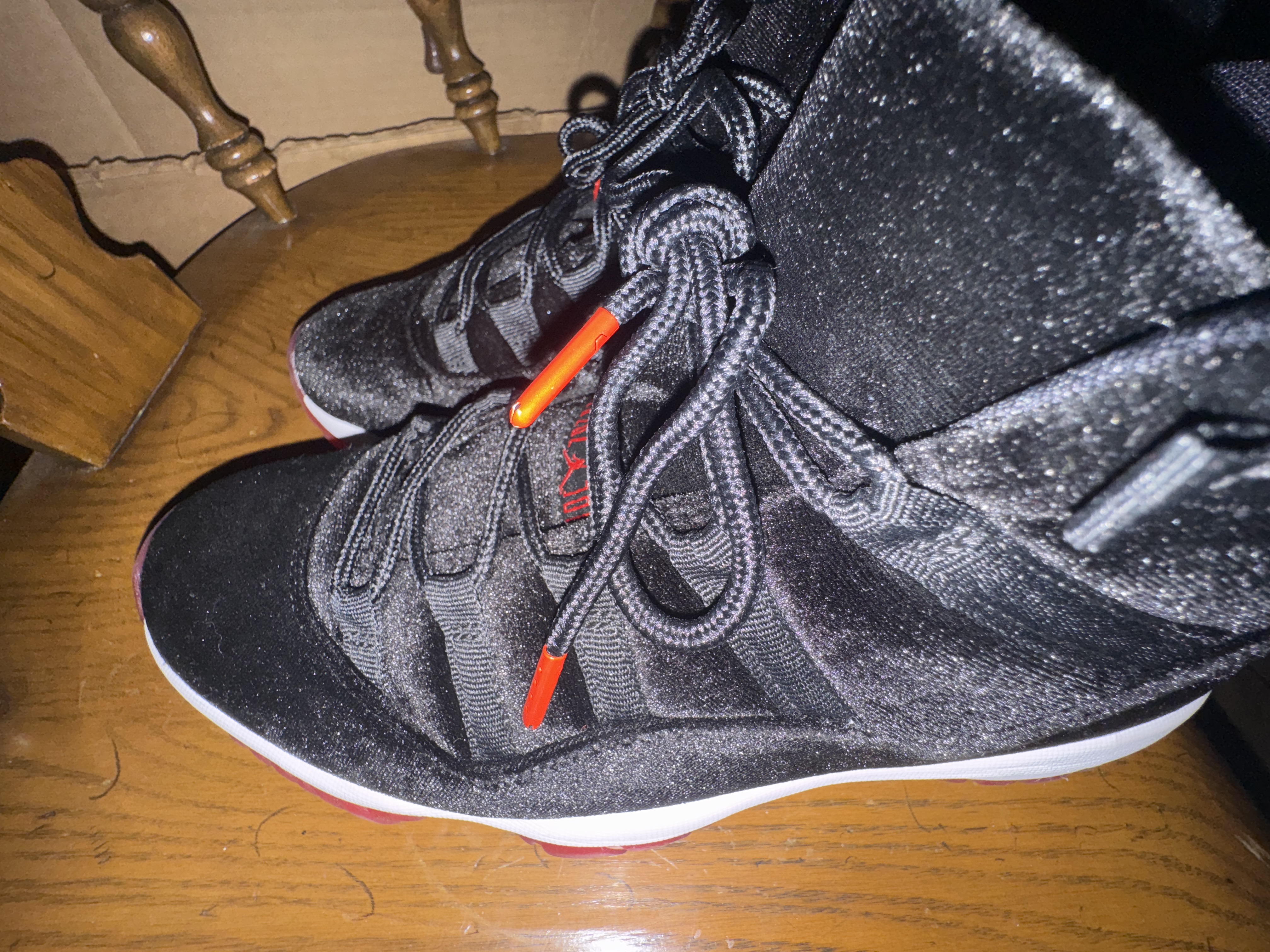 Air Jordan 11 Retro Bred Velvet Repssneaker DB5457-061 review 0