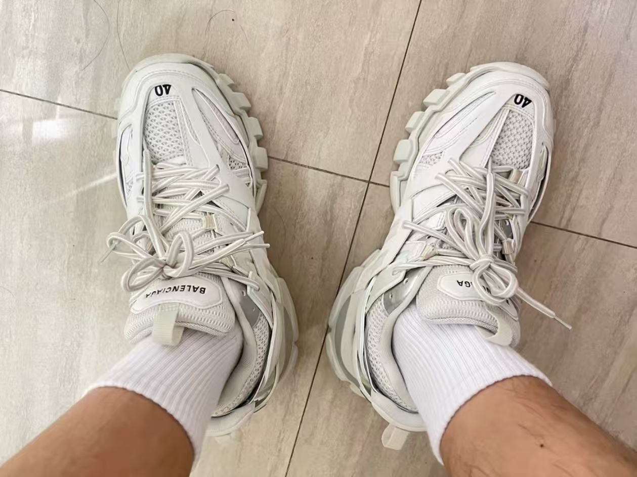 Balenciaga Tess S. LED White 542436 W1GB7 6509/542436W1GB76509 review 0