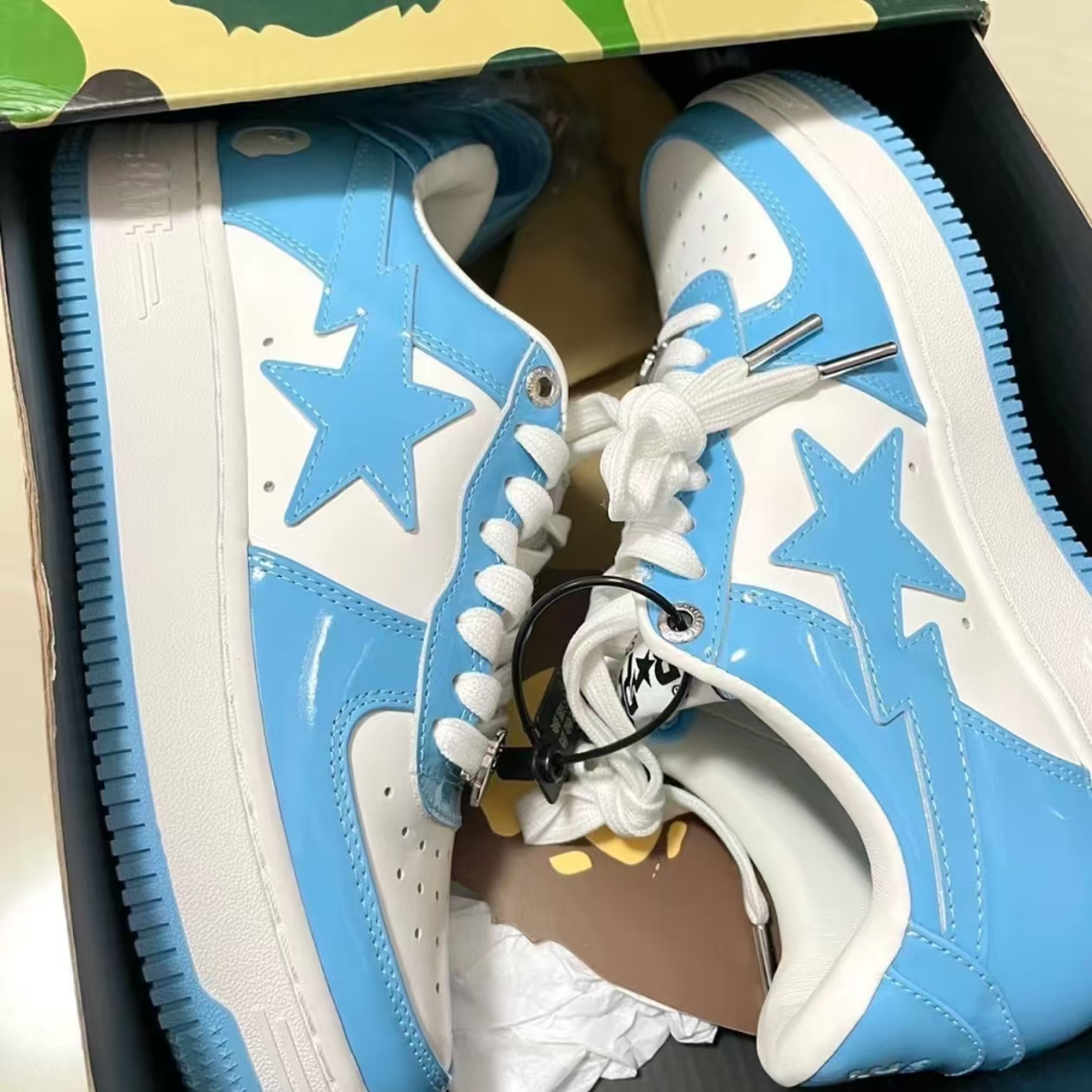 Bape Sk8 Sta Low Patent Leather White Blue Reps Sneaker 1G70-109-0015 review 0
