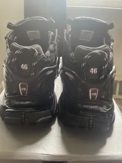 Balenciaga Under Armour Ripstop Runner Sneaker Black 813793WRUCU1000 review kqqwq 04