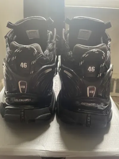Balenciaga Under Armour Ripstop Runner Sneaker Black 813793WRUCU1000 review kqqwq 03