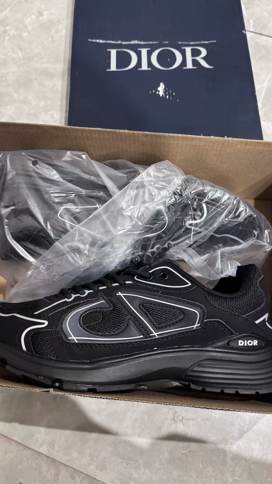 Rsnow Dior B30 Triple Black 3SN279ZRF_H900 review Niklas