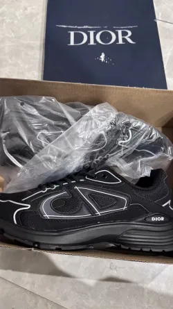 Rsnow Dior B30 Triple Black 3SN279ZRF_H900 review Niklas