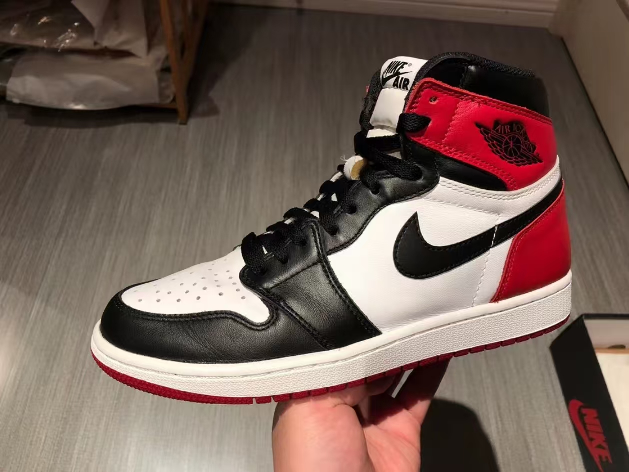 Air Jordan 1 Retro Black Toe 2016 Reps Sneaker 555088-125 review Silversmith