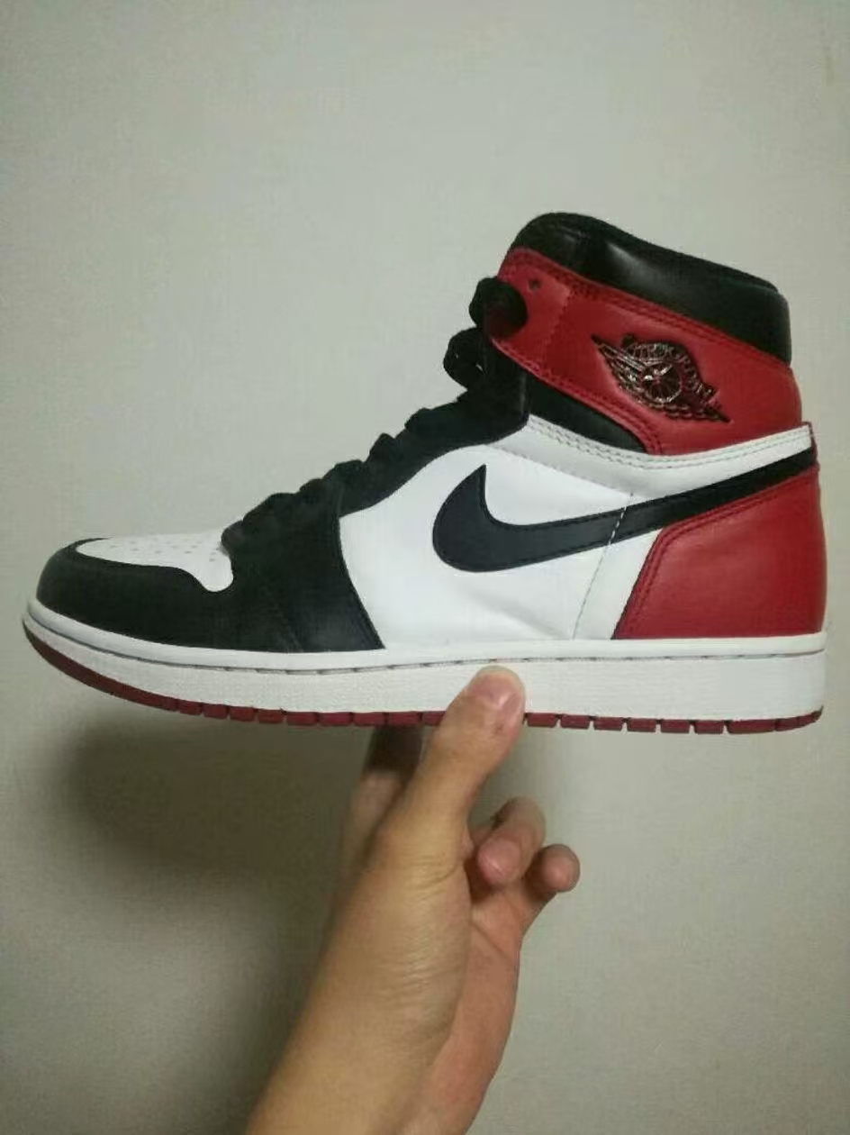 Air Jordan 1 Retro Black Toe 2016 Reps Sneaker 555088-125 review Fowler