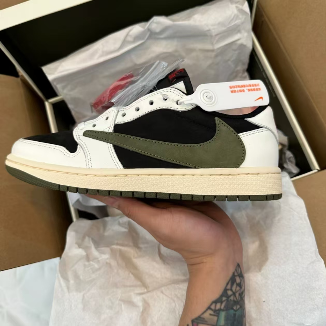 Jordan 1 Retro Low OG SP Travis Scott Olive Reps Sneaker DZ4137-106 review Pisarek